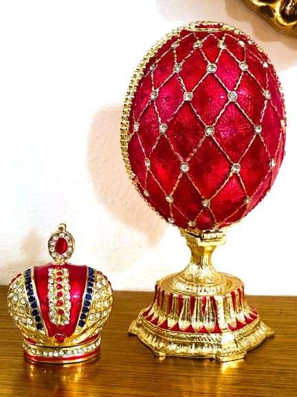 Ruby Fabergé Egg Style Trinket Box – Luxury Austrian Crystal & 24K Gold Decor
