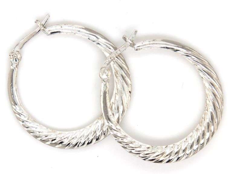 14kt White gold Sculpted hoop earrings