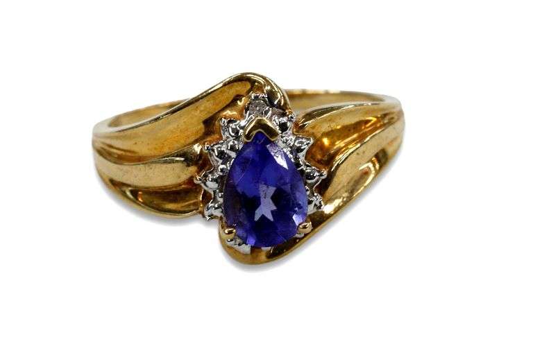 Tanzanite in Gold Ring