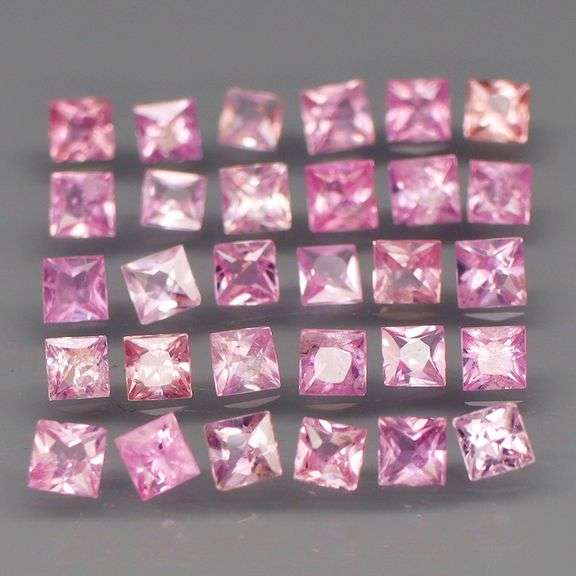Radiant princess cut! 3ct pure pink Sapphire set!