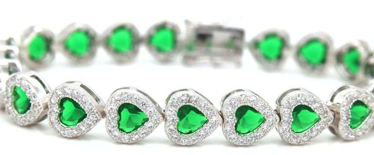925 Sterling silver heart shaped green and white cubic zirconia link bracelet