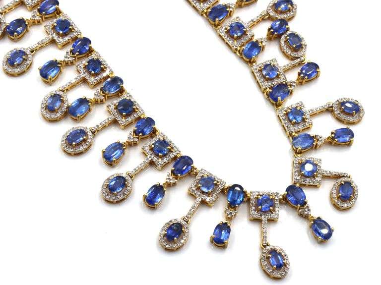 Breathtaking 39.00CTW Brand New European Oval & Round Shaped Faceted Kyanite & 4.25CTW Diamonds Neck