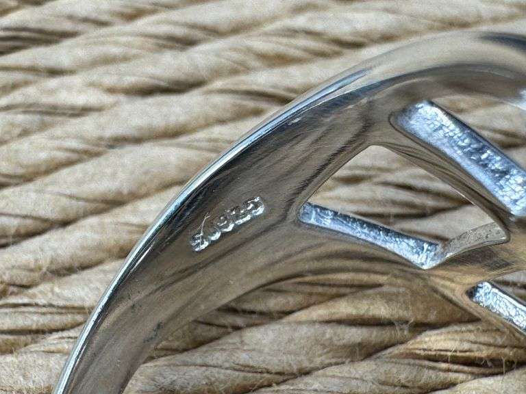 Sterling Silver Clear Crystal Ring Size 6