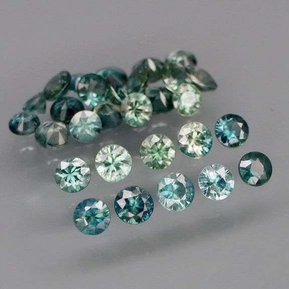 Glittering 2.86ct 16pc. Australian Sapphire set