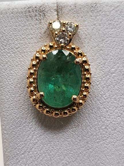 Magnificent pair earring Emerald and diamond in Silver – GGA Certified