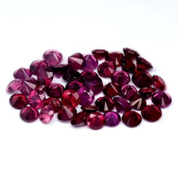 Heavy! 17.07ct violet red Rhodolite Garnet set!