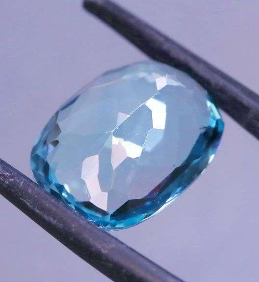 Fantastic 11.65ct pendant cut sky blue Topaz