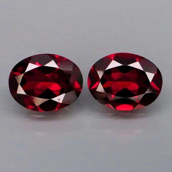 Mozambique red! 4.41ct matched oval cut Garnet pair!