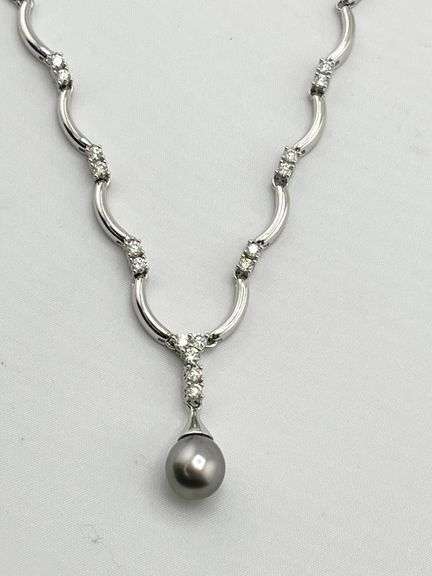 14KT White Gold U Shaped Link Chain Accented With Diamond and Tahitian Pearl Drop Necklace