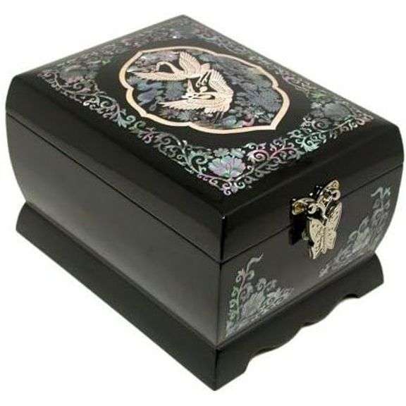 Mother of Pearl Jewelry Music Box