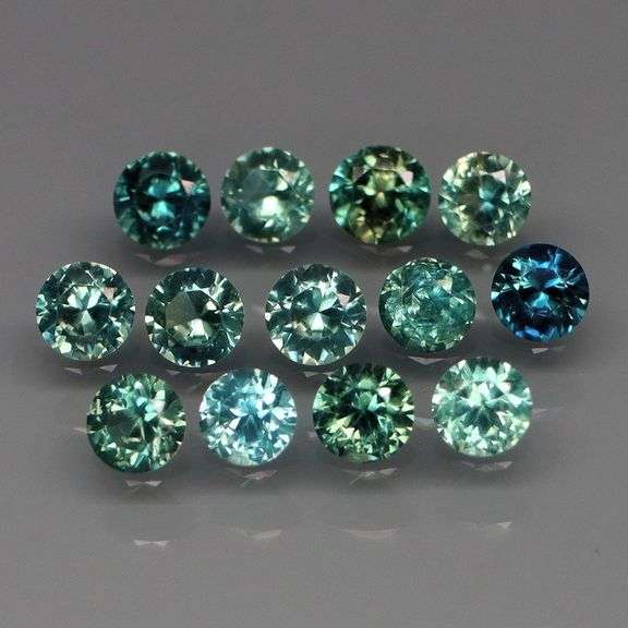 Multi-hue 2ct natural blue green Sapphire set