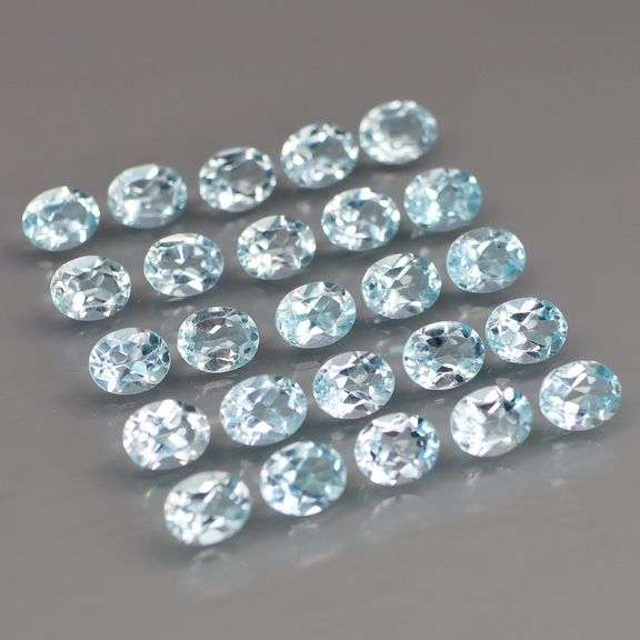 Glittering! 25 piece! 11.40ct full fire sky blue Topaz set!