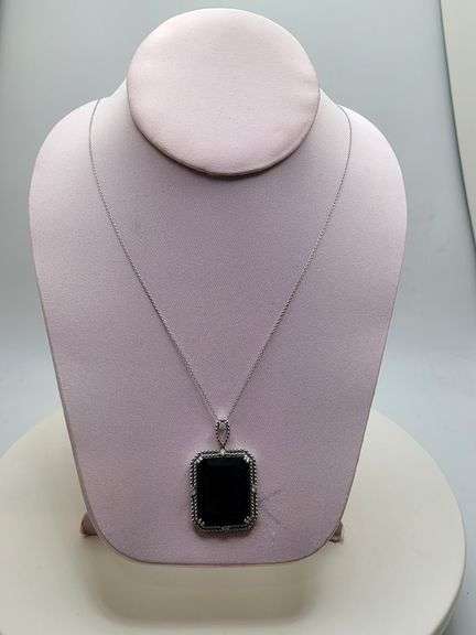 Unbelievable very fine Sapphire and diamond Necklace in Silver – GGA Certified