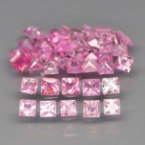 Radiant princess cut! 3.06ct pure pink Sapphire set!
