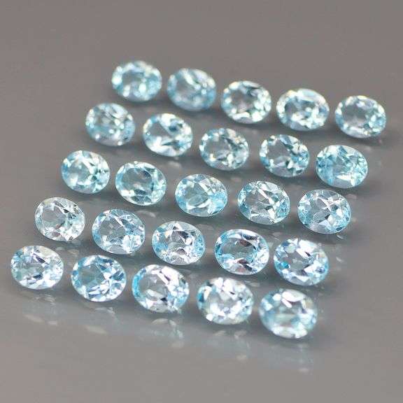 Glittering! 25 piece 11.47ct full fire baby blue Topaz set!