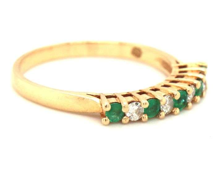 14kt Yellow gold round brilliant cut emerald and diamond band