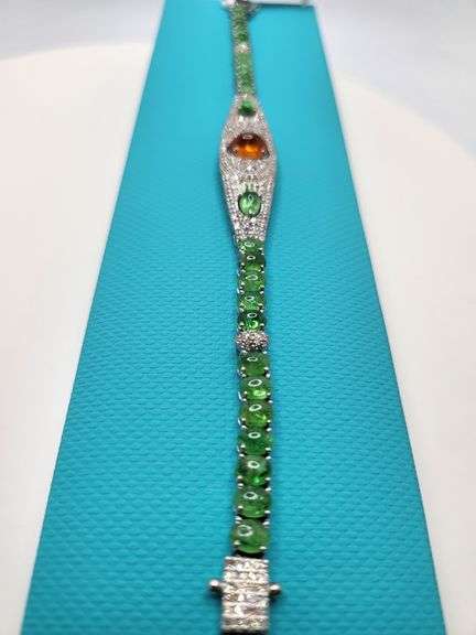 Unbelievable diamond and Tsavorite Bracelet in silver