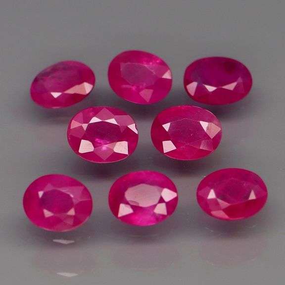 Collectors 2.22ct set of bright pigeon's blood Burmese Rubies!!!