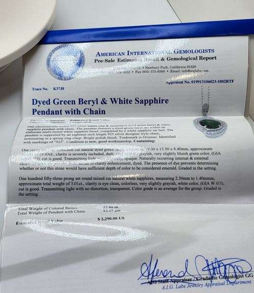 Magnificent Emerald and diamond in Silver Necklace– GLA Certified