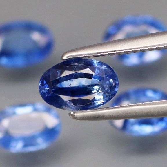 Exquisite 2.76ct 5 piece REAL cornflower Sapphire set! Heated only!