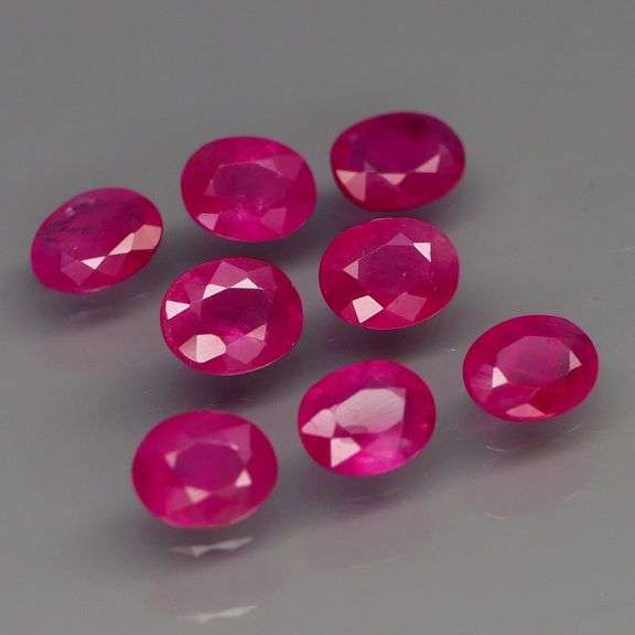 Collectors 2.22ct set of bright pigeon's blood Burmese Rubies!!!
