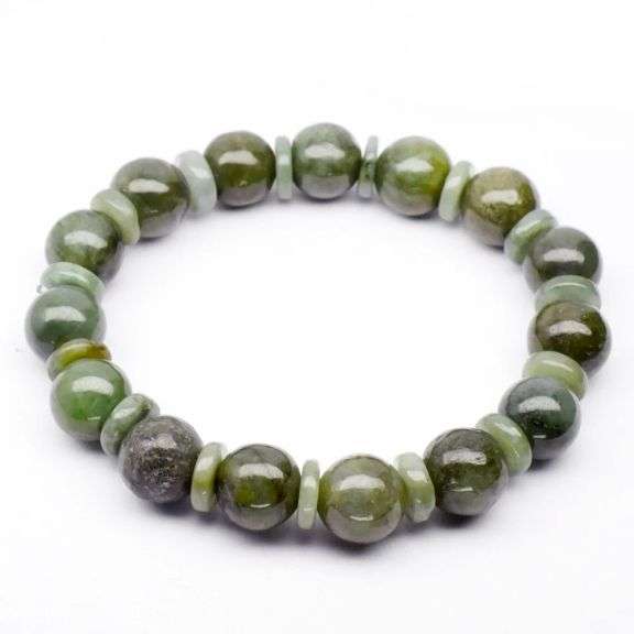 Wow! Look at this 179.47ct Burmese Jade bracelet!