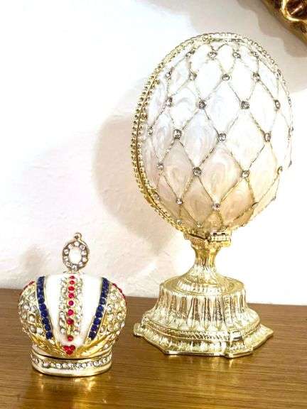 Beige Fabergé-Style Imperial Trinket Egg