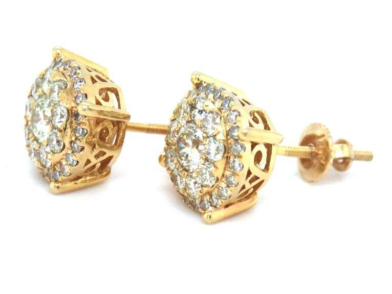10kt Yellow gold 0.75ctw diamond cluster earrings