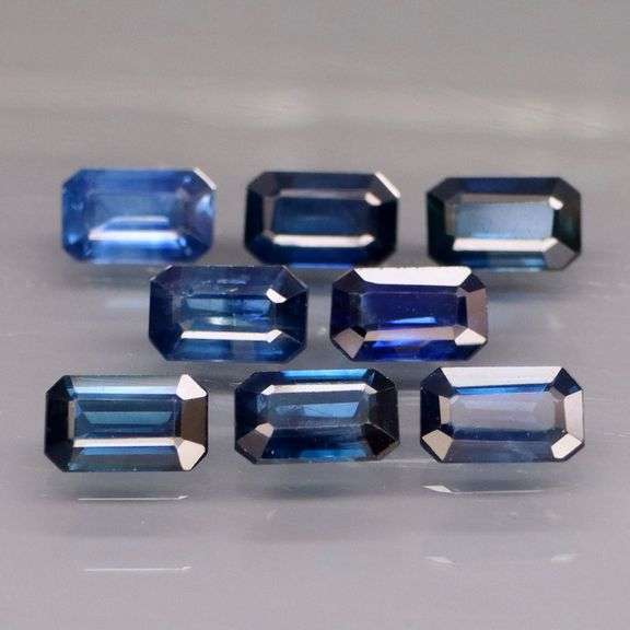 Excellent 2.93ct navy blue Sapphire set -Heated only!