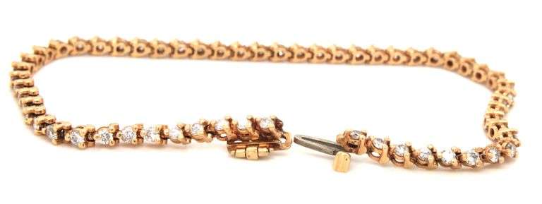 14kt Yellow gold round brilliant cut diamond tennis bracelet
