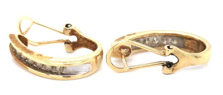 Practical 10K YG Diamond J Hoop Earrings
