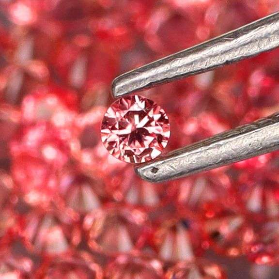 Jewelers grade 2.36ct diamond cut Sapphire parcel