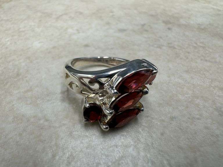 Sterling Silver Natural Gemstone Garnet Ring Size 6