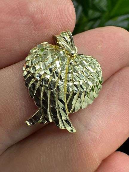 10k Yellow Gold Unique Angel Wings Heart Pendant Diamond Cut Charm