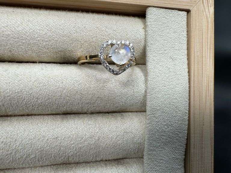 10k Yellow Gold Natural Moonstone Gemstone Ring w/ Heart White CZ Halo Size 4