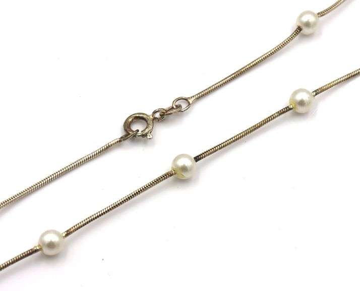 Group lot of 5 white fresh water pearl necklaces