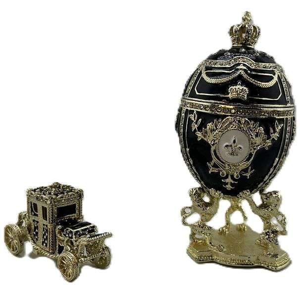 Royal Imperial Black Russian Fabergé Egg Replica with Black Carriage