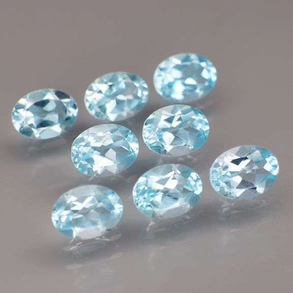 Large 11.56ct vivid Swiss blue Topaz set