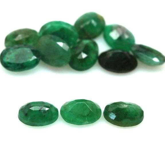 Real 8.90ct 15 piece Zambian Emerald set!