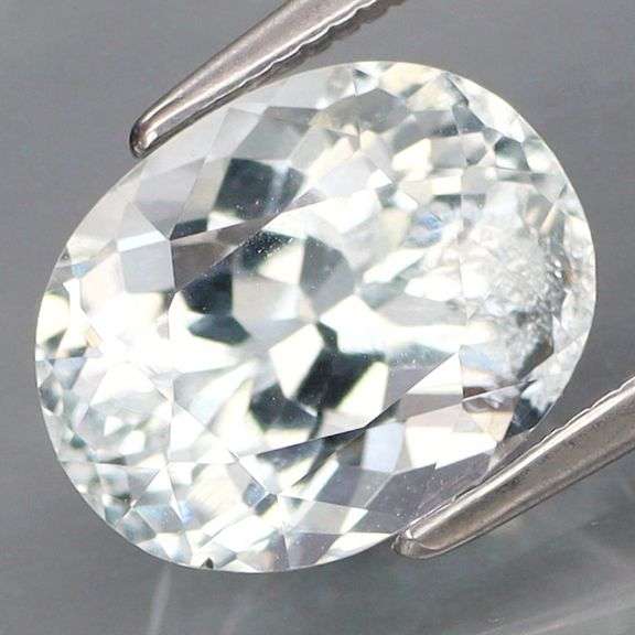 Get frosty with this untreated 3.42ct VS Aquamarine!