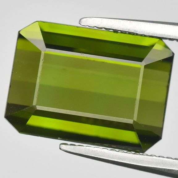 Amazing VVS grade 2.49ct untreated Tourmaline!