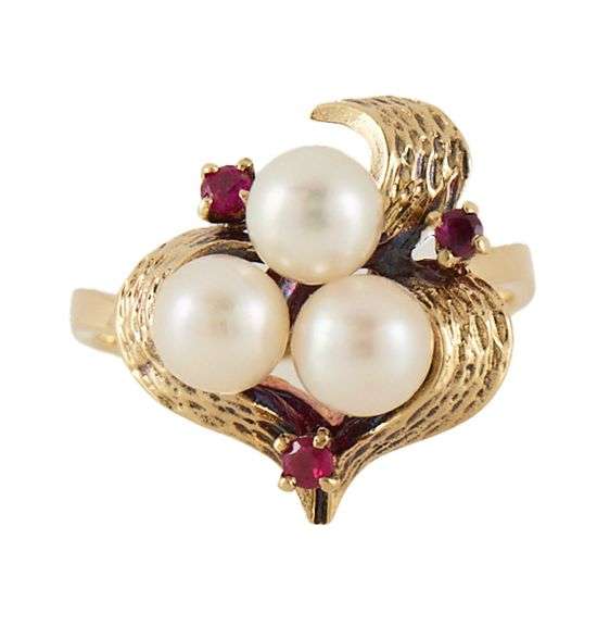 Vintage Mikimoto Pearl and 0.09ctw Ruby Bow Style Ring in 14K