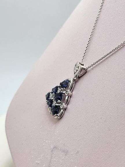 Magnificent Tanzanite Pendent in Silver – GGA Certified, size:18