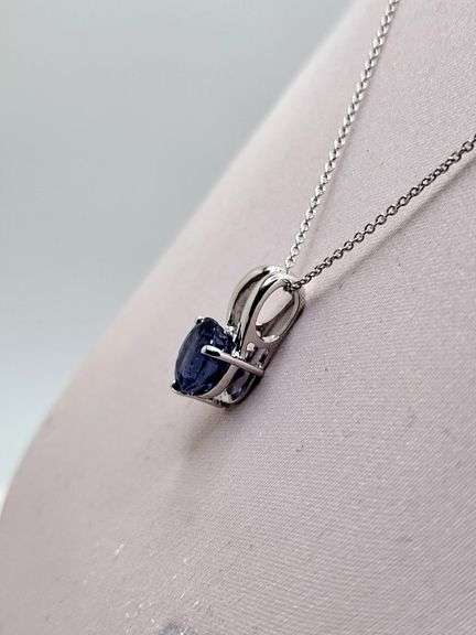 Magnificent Tanzanite Pendent in Silver – GGA Certified, size:18