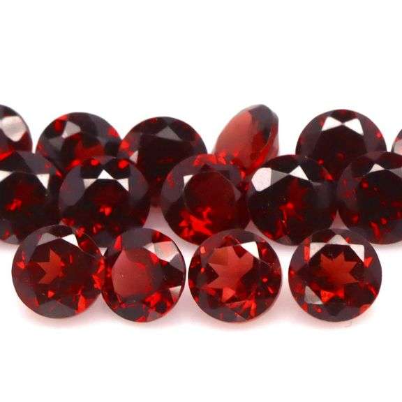 Get ready to sparkle with amazing 8.05ct set of Mozambique Garnets!