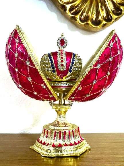 Ruby Fabergé Egg Style Trinket Box – Luxury Austrian Crystal & 24K Gold Decor