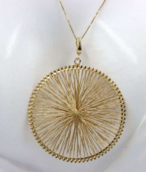 14kt Yellow gold Woven gold disk pendant on chain