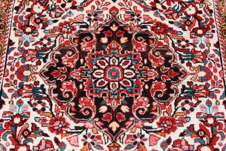 Highly Detailed Hand Woven Persian Lilian 5.4x8.3