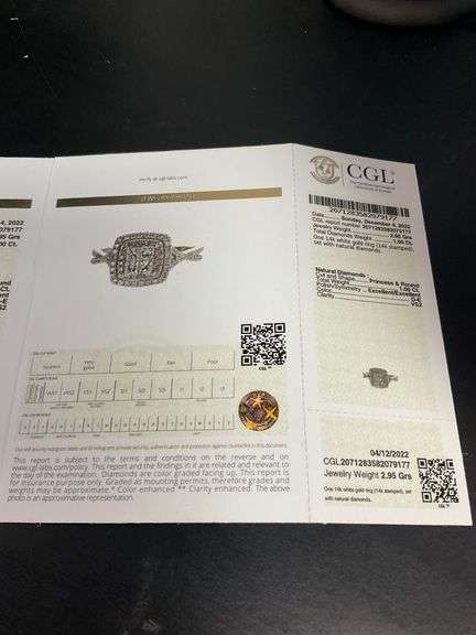 CERTIFIED LADIES 14K WHITE GOLD AND DIAMOND RING