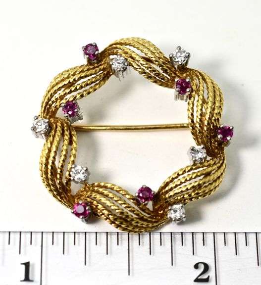 Pretty Estate 18K Ruby & Diamond Circle Brooch